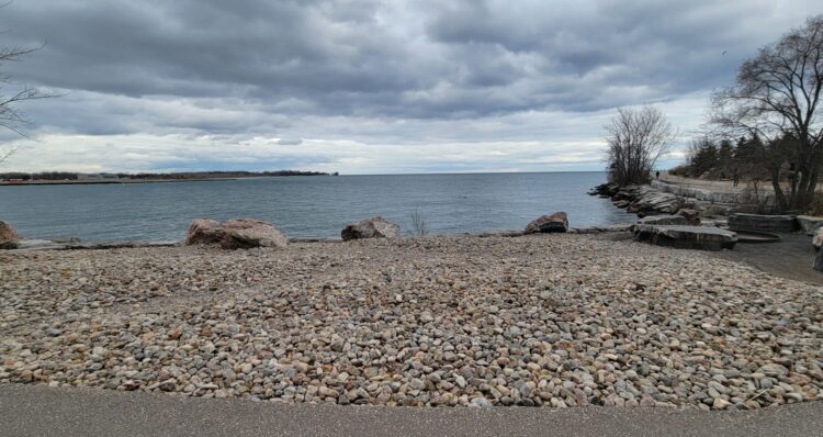 View of Lake Ontario in Trillium Park